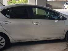 https://riyasewana.com/uploads/toyota-aqua-2013-211193212742.jpg
