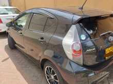 https://riyasewana.com/uploads/toyota-aqua-2013-213360712552.jpg