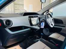https://riyasewana.com/uploads/toyota-aqua-2013-216014012102.jpg