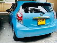 https://riyasewana.com/uploads/toyota-aqua-2013-216014012344.jpg
