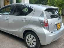 https://riyasewana.com/uploads/toyota-aqua-2013-219143012544.jpg