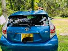 https://riyasewana.com/uploads/toyota-aqua-2013-2219391912103.jpg