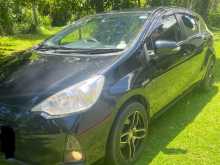 https://riyasewana.com/uploads/toyota-aqua-2013-2416251012512.jpg