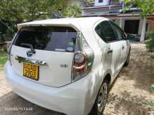https://riyasewana.com/uploads/toyota-aqua-2013-2511023412524.jpg