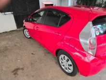 https://riyasewana.com/uploads/toyota-aqua-2013-2511383312953.jpg