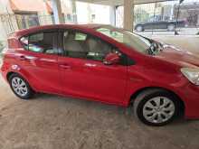 https://riyasewana.com/uploads/toyota-aqua-2013-2515151312273.jpg