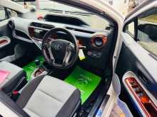 https://riyasewana.com/uploads/toyota-aqua-2013-2615175812283.jpg
