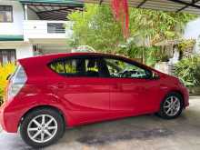 https://riyasewana.com/uploads/toyota-aqua-2013-28004312902.jpg