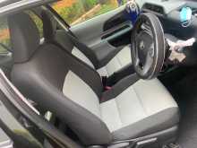 https://riyasewana.com/uploads/toyota-aqua-2013-2819464312644.jpg