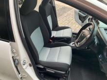 https://riyasewana.com/uploads/toyota-aqua-2013-291125206034.jpg