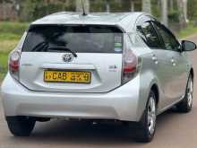 https://riyasewana.com/uploads/toyota-aqua-2013-3013115312293.jpg