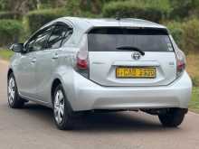 https://riyasewana.com/uploads/toyota-aqua-2013-3013115312862.jpg
