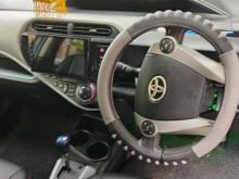 https://riyasewana.com/uploads/toyota-aqua-2013-301703146644.jpg