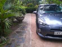 https://riyasewana.com/uploads/toyota-aqua-2013-318223312774.jpg