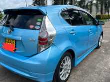 https://riyasewana.com/uploads/toyota-aqua-2013-319314512992.jpg