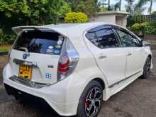 https://riyasewana.com/uploads/toyota-aqua-2013-411450612372.jpg