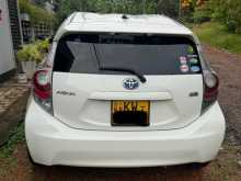 https://riyasewana.com/uploads/toyota-aqua-2013-615001612053.jpg