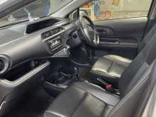https://riyasewana.com/uploads/toyota-aqua-2013-810053512142.jpg