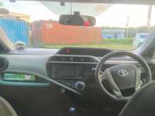 https://riyasewana.com/uploads/toyota-aqua-2013-9163513655.jpg