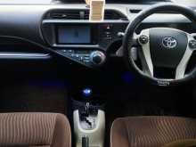 https://riyasewana.com/uploads/toyota-aqua-2013-918310112904.jpg