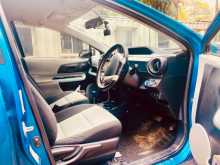 https://riyasewana.com/uploads/toyota-aqua-2014-100435512313.jpg
