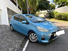 Toyota Aqua 2014 Car