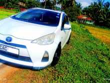 https://riyasewana.com/uploads/toyota-aqua-2014-1314210412683.jpg