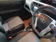 https://riyasewana.com/uploads/toyota-aqua-2014-1422081812413.jpg