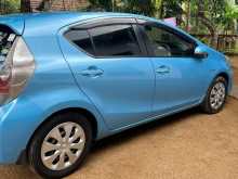 https://riyasewana.com/uploads/toyota-aqua-2014-1510584712583.jpg