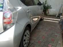 https://riyasewana.com/uploads/toyota-aqua-2014-1812093312172.jpg