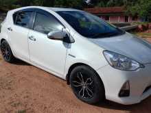 Toyota AQUA 2014 Car