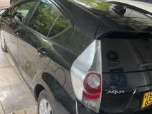 https://riyasewana.com/uploads/toyota-aqua-2014-2013330812703.jpg