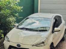 https://riyasewana.com/uploads/toyota-aqua-2014-2014-159490012882.jpg