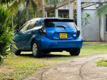https://riyasewana.com/uploads/toyota-aqua-2014-2117274012942.jpg