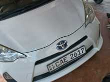 https://riyasewana.com/uploads/toyota-aqua-2014-2213290412854.jpg