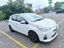 https://riyasewana.com/uploads/toyota-aqua-2014-2320074612493.jpg
