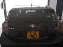 https://riyasewana.com/uploads/toyota-aqua-2014-248341312712.jpg
