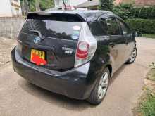 https://riyasewana.com/uploads/toyota-aqua-2014-2616544912252.jpg