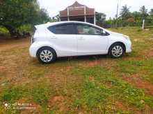 https://riyasewana.com/uploads/toyota-aqua-2014-3014095912852.jpg