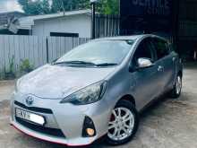 Toyota Aqua 2014 Car