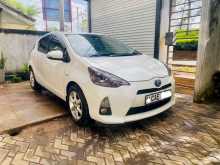 Toyota Aqua G Grade 2014 Car