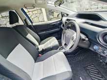 https://riyasewana.com/uploads/toyota-aqua-2014-415590612382.jpg
