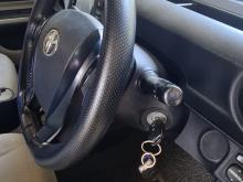 https://riyasewana.com/uploads/toyota-aqua-2014-419191117105.jpg