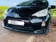 https://riyasewana.com/uploads/toyota-aqua-2014-611300112172.jpg