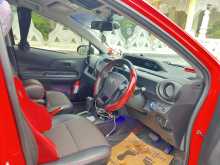 https://riyasewana.com/uploads/toyota-aqua-2014-88034412324.jpg