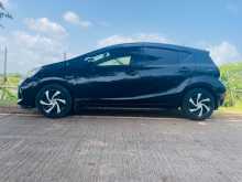 Toyota Aqua 2014 Car
