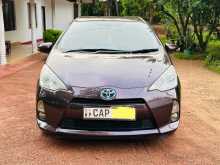 https://riyasewana.com/uploads/toyota-aqua-20142016-2014-418095612563.jpg