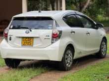 https://riyasewana.com/uploads/toyota-aqua-2015-196525912762.jpg