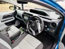 https://riyasewana.com/uploads/toyota-aqua-2015-2012-2121243212553.jpg