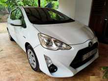 Toyota Aqua G Grade 2015 Car